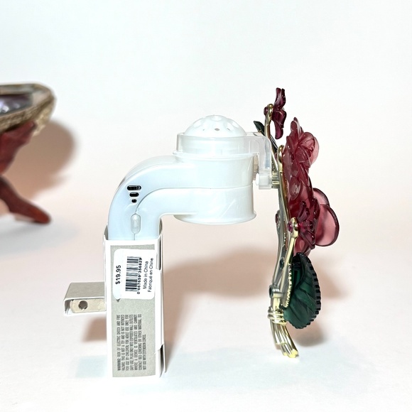 FLOWER BUNCH Scent Control Nightlight Wallflowers Plug - Picture 4 of 5